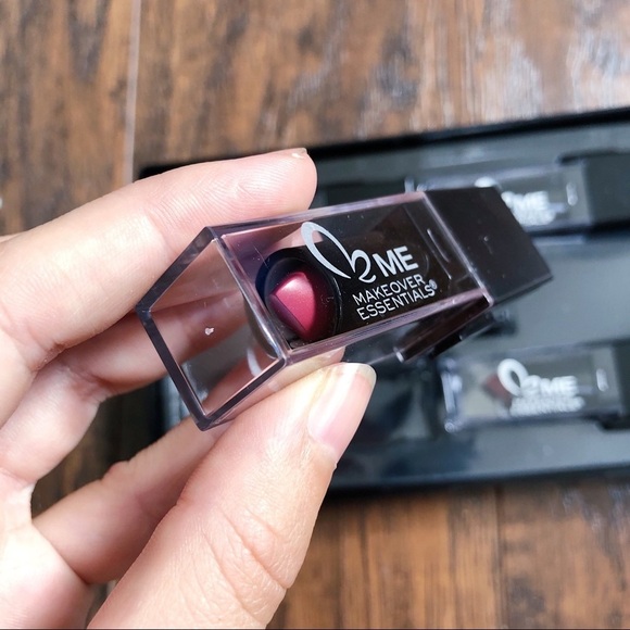 Makeover Essentials • NEW The Four Tops II lipstick set 4 shades colors red pink - Picture 8 of 10